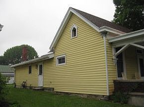 2nd image of 927 Franklin Ave