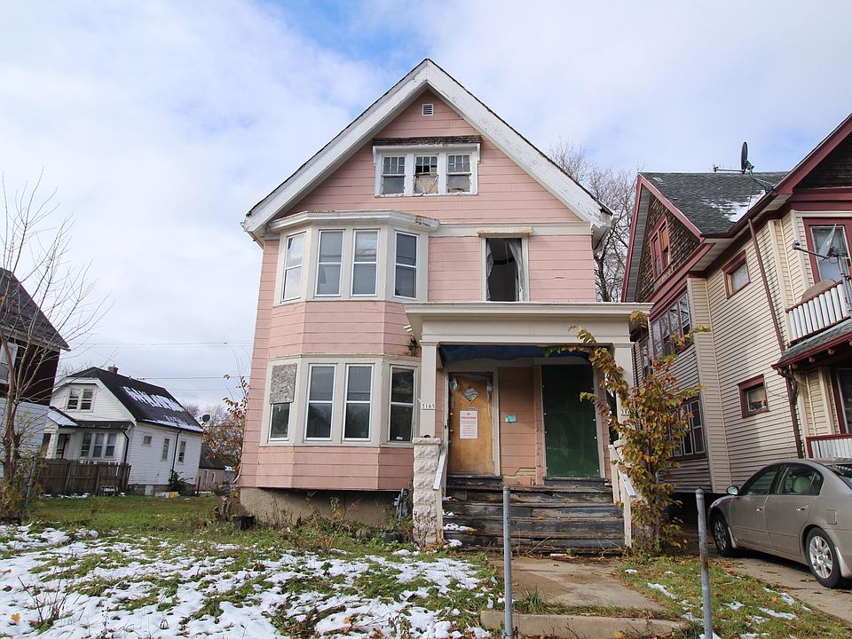 1st image of 3165 N 28th St #3167
