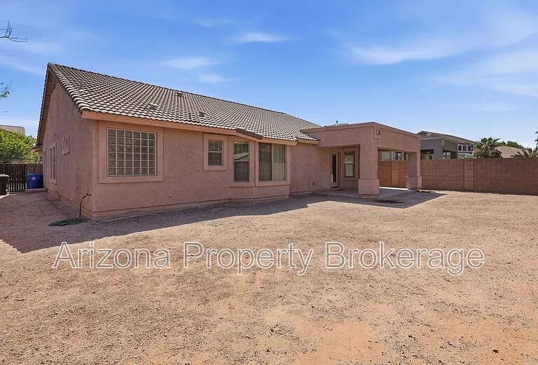 15006 W Cameron Dr — Photo 32