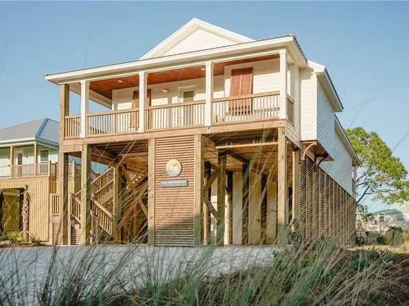 206 Arias Ct, Dauphin Island, AL 36528