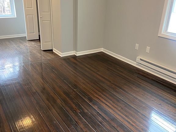 5th image of 334 S 1st Ave #1-2