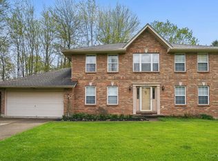 3730 Maplebrooke Ln, Amelia, OH 45102