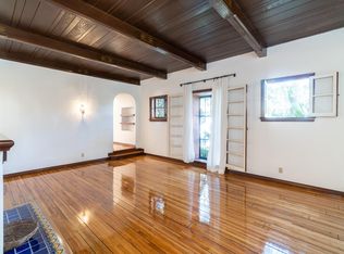 226 S Poinsettia Pl #226, Los Angeles, CA 90036