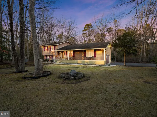 16 Wheatsheaf Rd, Shamong, NJ 08088