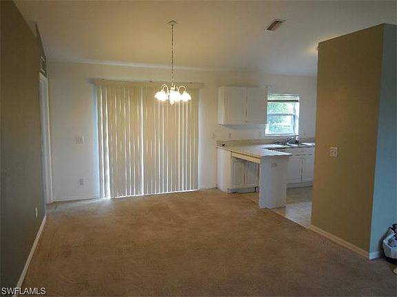 3rd image of 1813 NE 27th Ter