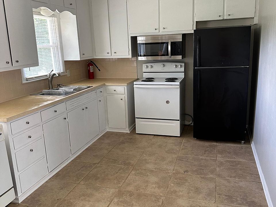 1st image of 10205 Belmont Ave