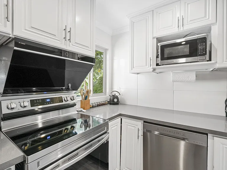 Mount Alifan Pl — Photo 13