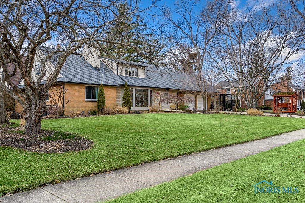 2605 Densmore Dr, Toledo, OH 43606 Zillow