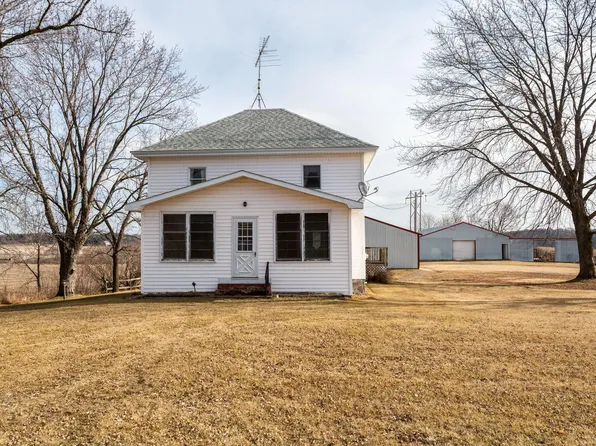 N7934 330th St, Spring Valley, WI 54767