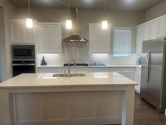 2nd image of 4805 Sunnybrook Dr