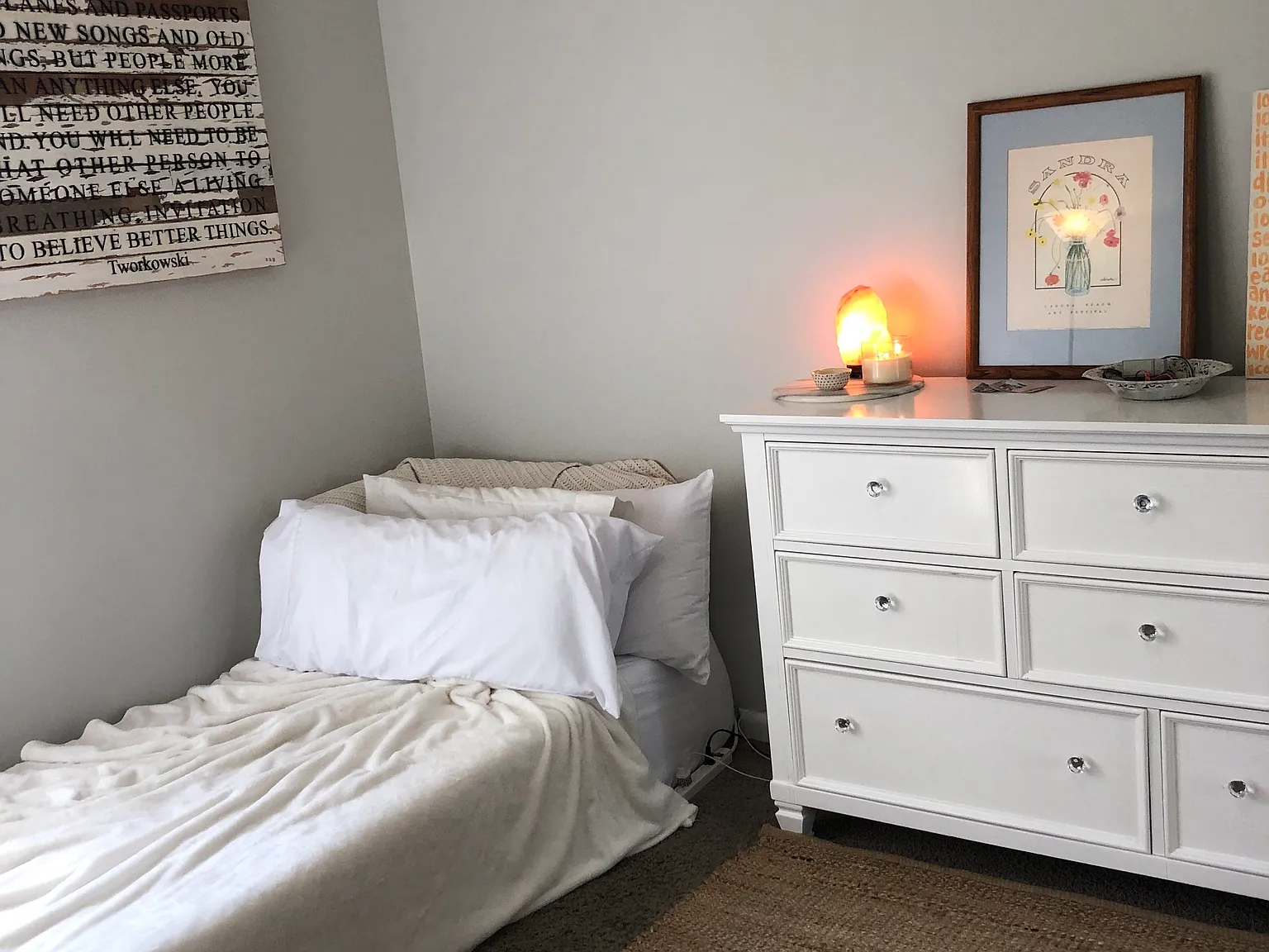 3 bed, 1215 sqft, $2,200 — Photo 2