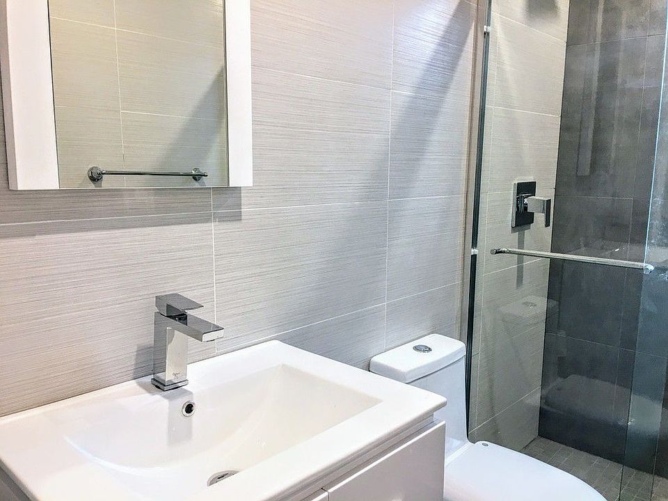 2nd image of 234 E 116th St Frnt 31