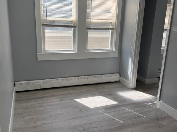 7 Manchester St APT 3