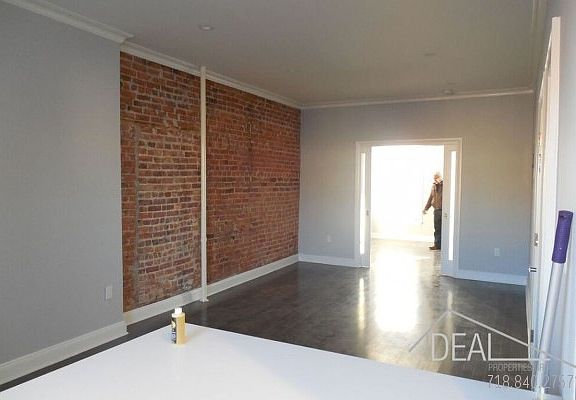 2nd image of 31 Woodhull St #2