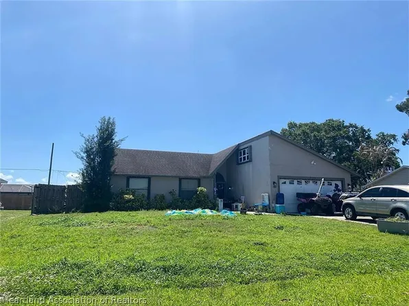 626 SW Sandbar Ter, Port Saint Lucie, FL 34953