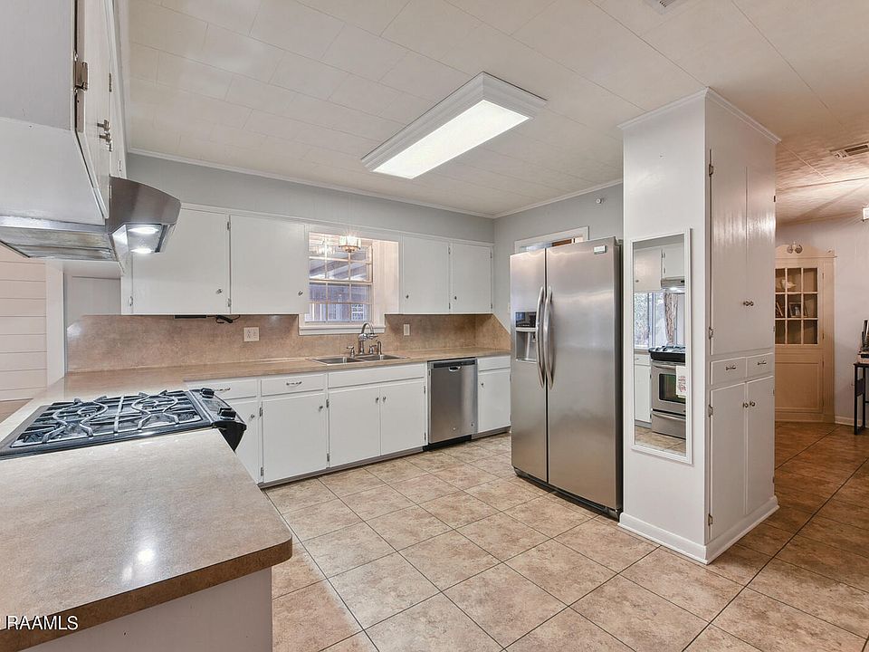 102 Westward Ave, Scott, LA 70583 Zillow