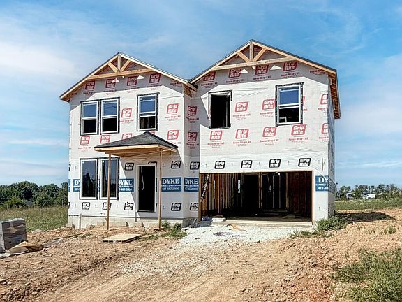 4th image of 427 Pebblestone Street