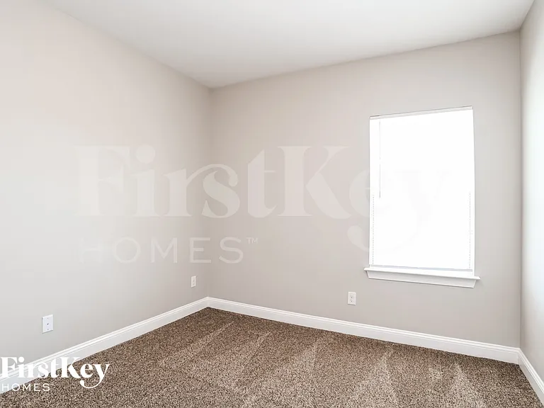 8736 Aspinwall Dr — Photo 13