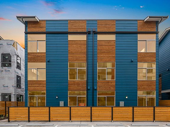 5th image of 8029 Mary Ave NW