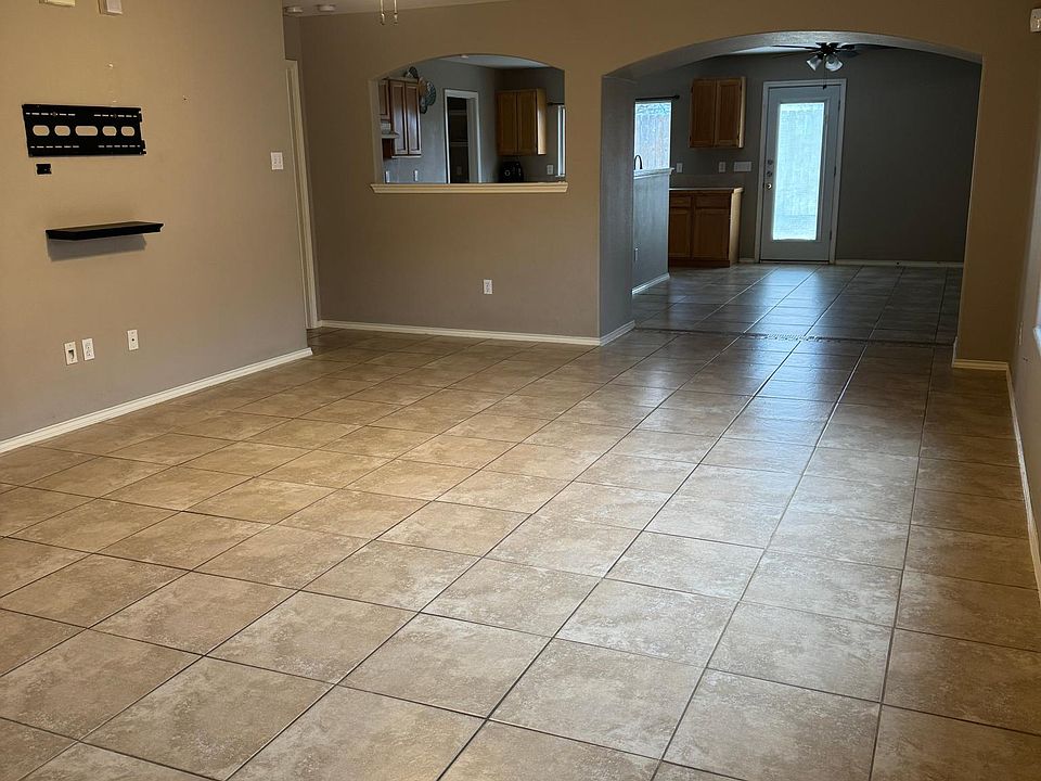516 Valdosa, Laredo, TX 78043 Zillow
