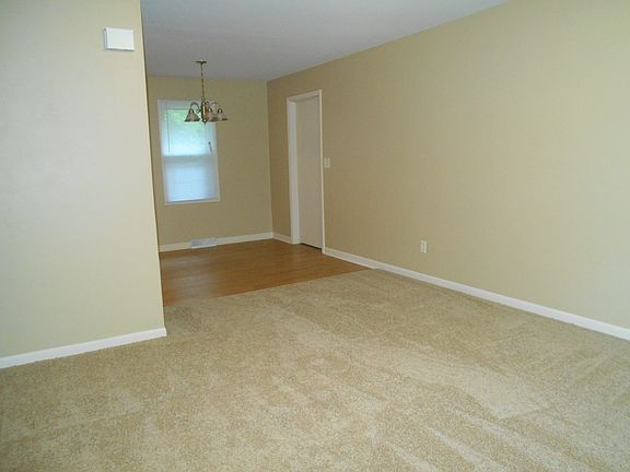 3rd image of 1800 Gilead Ave