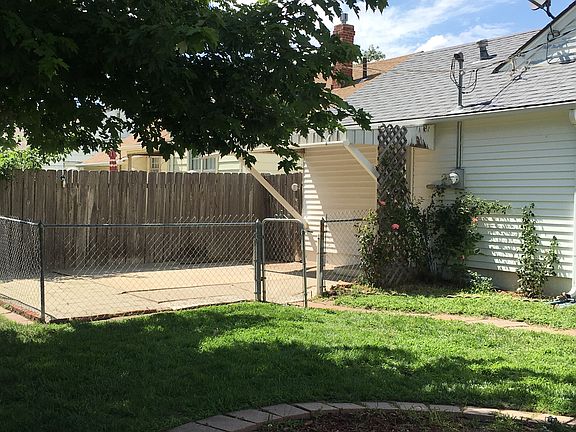 Concrete patio fenced