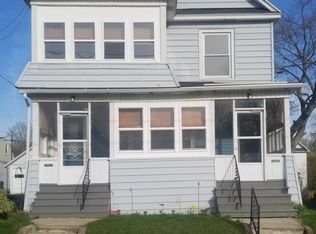 17 Pleasant Ave, Amsterdam, NY 12010