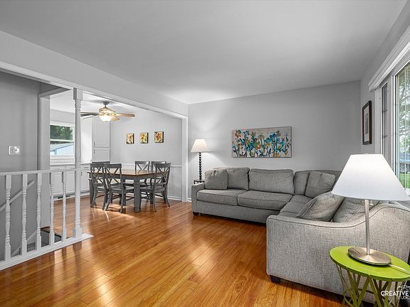 3rd image of 203 Basswood Dr