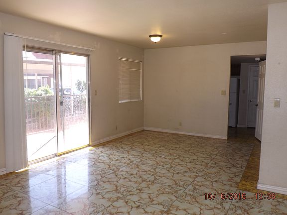 4th image of 5386 River Glen Dr #133
