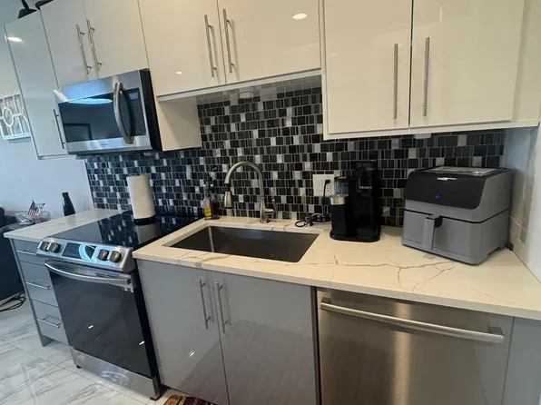 1801 NE 62nd Street #209, Fort Lauderdale, FL 33308