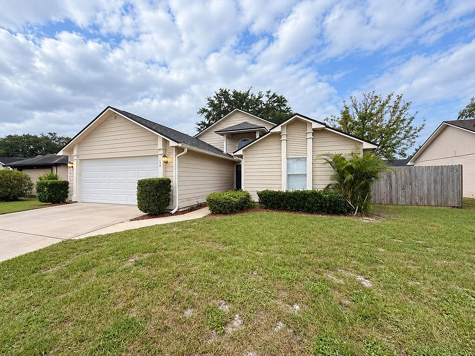 204 S Somerset Ct