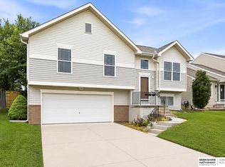 5611 S 193rd Ave, Omaha, NE 68135