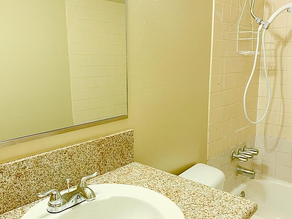 3rd image of 728 Mission Grove Pl