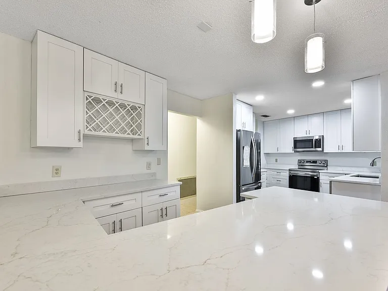 2823 Heron Pl — Photo 17