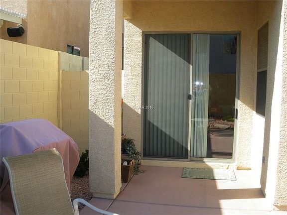 4th image of 8993 Townbridge Ave
