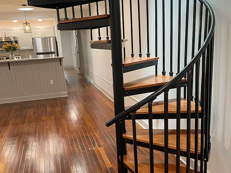 430 Exchange St — Photo 1