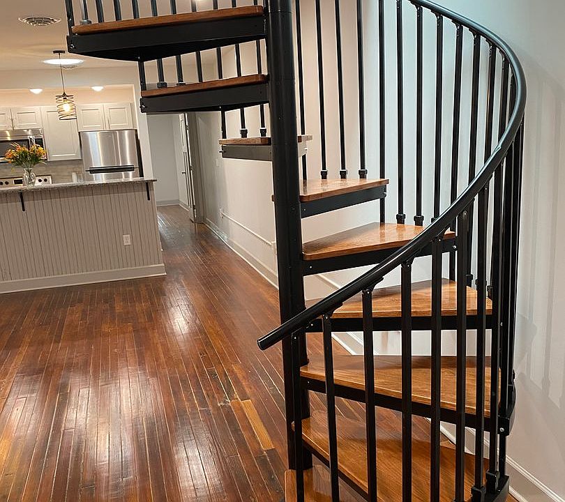 1st image of 430 Exchange St