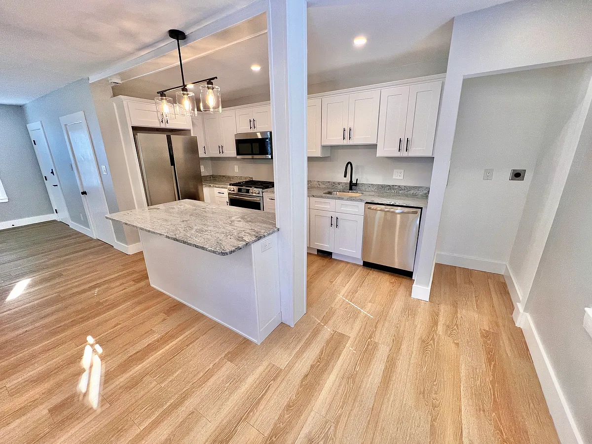 Building Photo - 53 Bass Ave #1B
