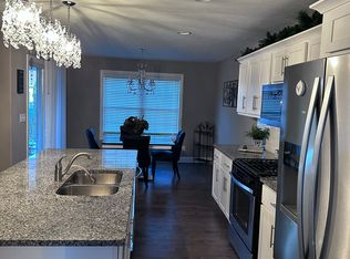 3305 Telford Dr, Springfield, IL 62711