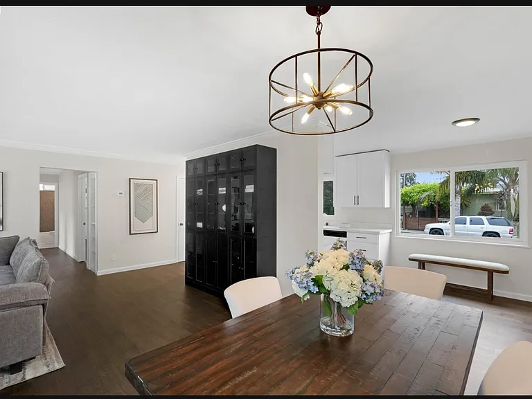 7 Newhall St — Photo 6