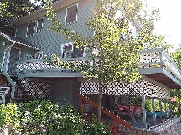 Side View Cottage
