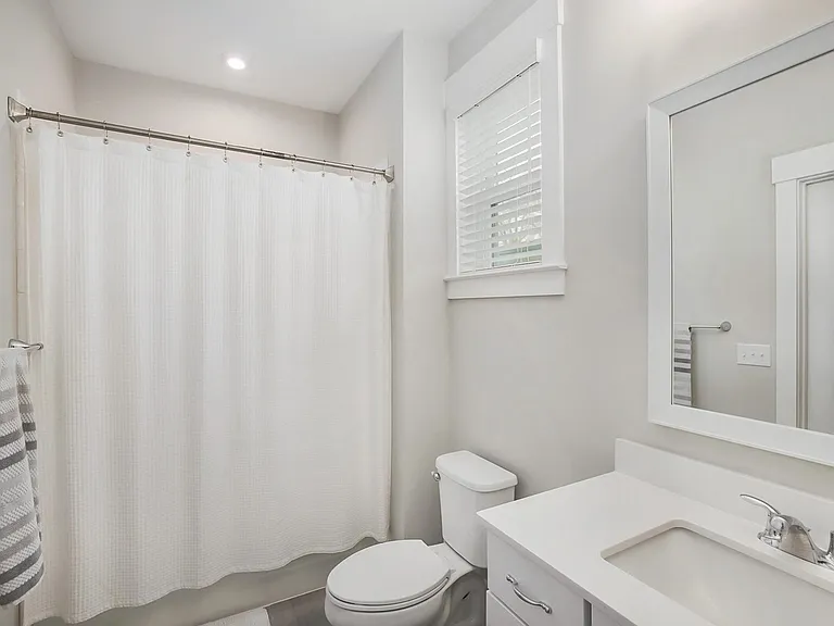549 Cooper Village Ln — Photo 21