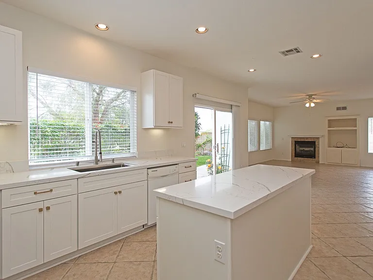 2159 Island Shore Way — Photo 14