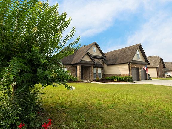 3rd image of 383 Waterford Cove Trl