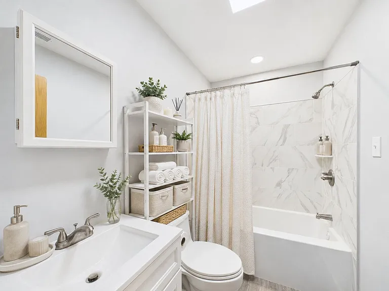 376 Jacob St — Photo 16