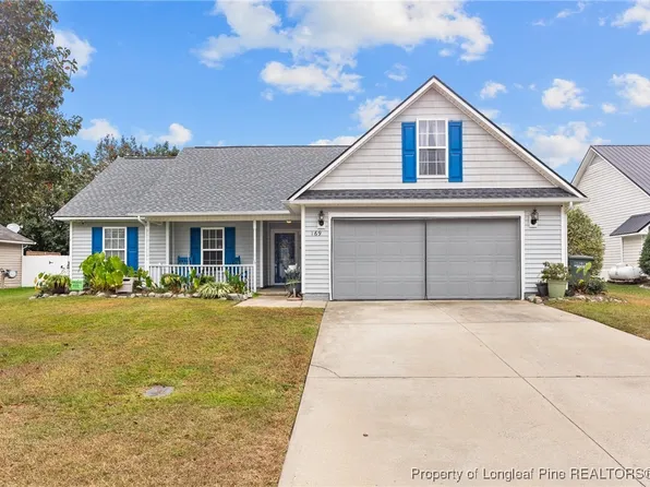 169 Huntington Dr, Raeford, NC 28376