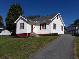 25 Crescent St, Lyman, SC 29365