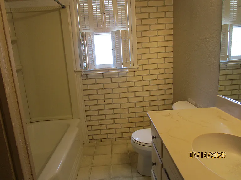 705 S Cornell Ave — Photo 9