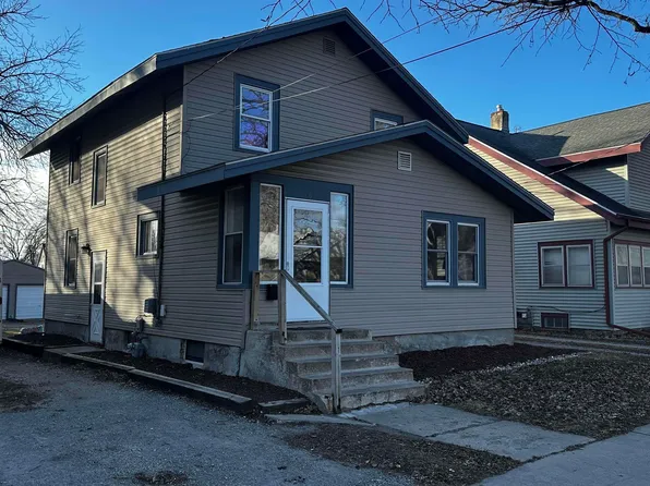 29 14th St NE, Mason City, IA 50401