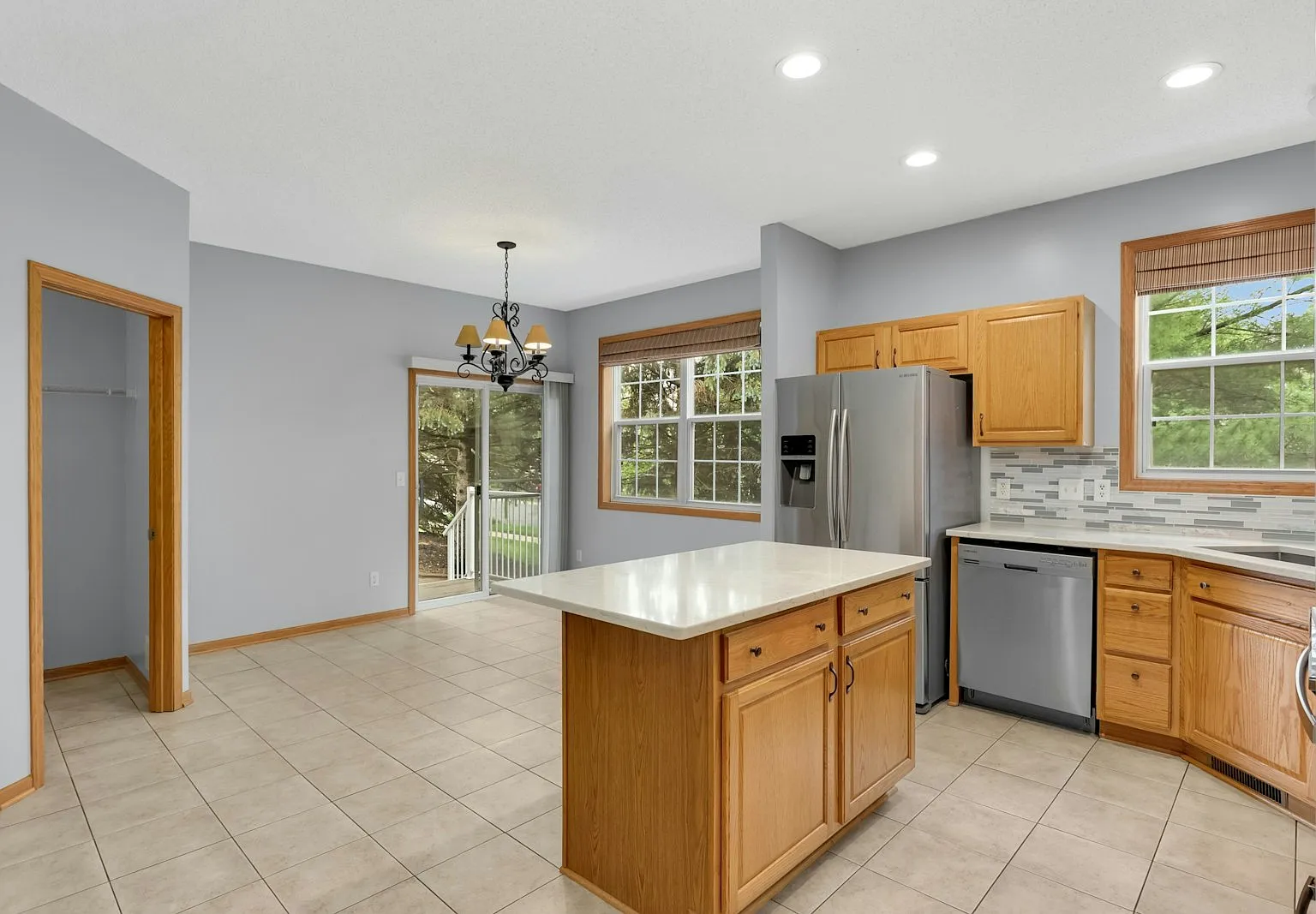 A9771 Gable Drive — Photo 4